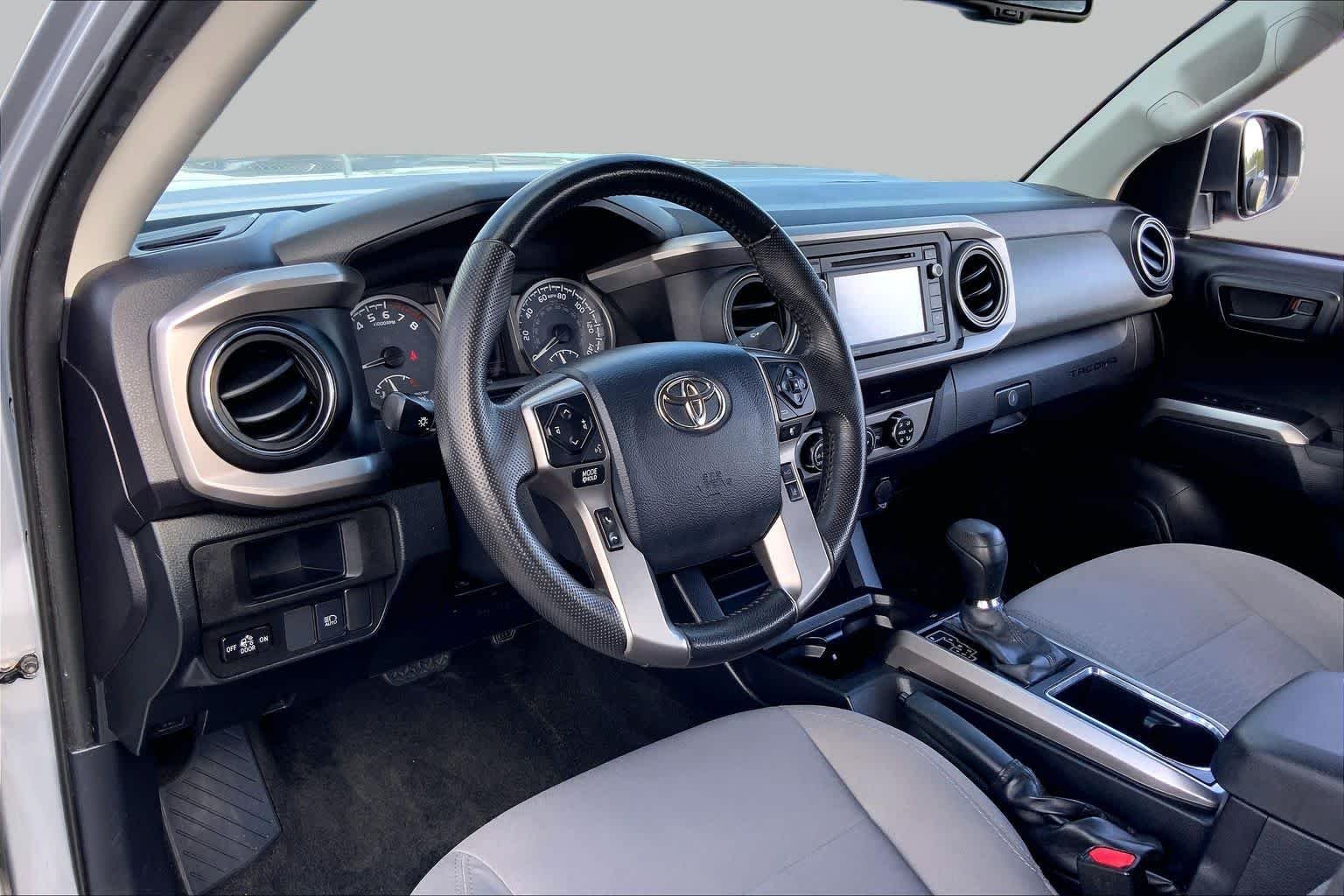 Used 2019 Silver Sky Metallic Toyota SR5 image 17