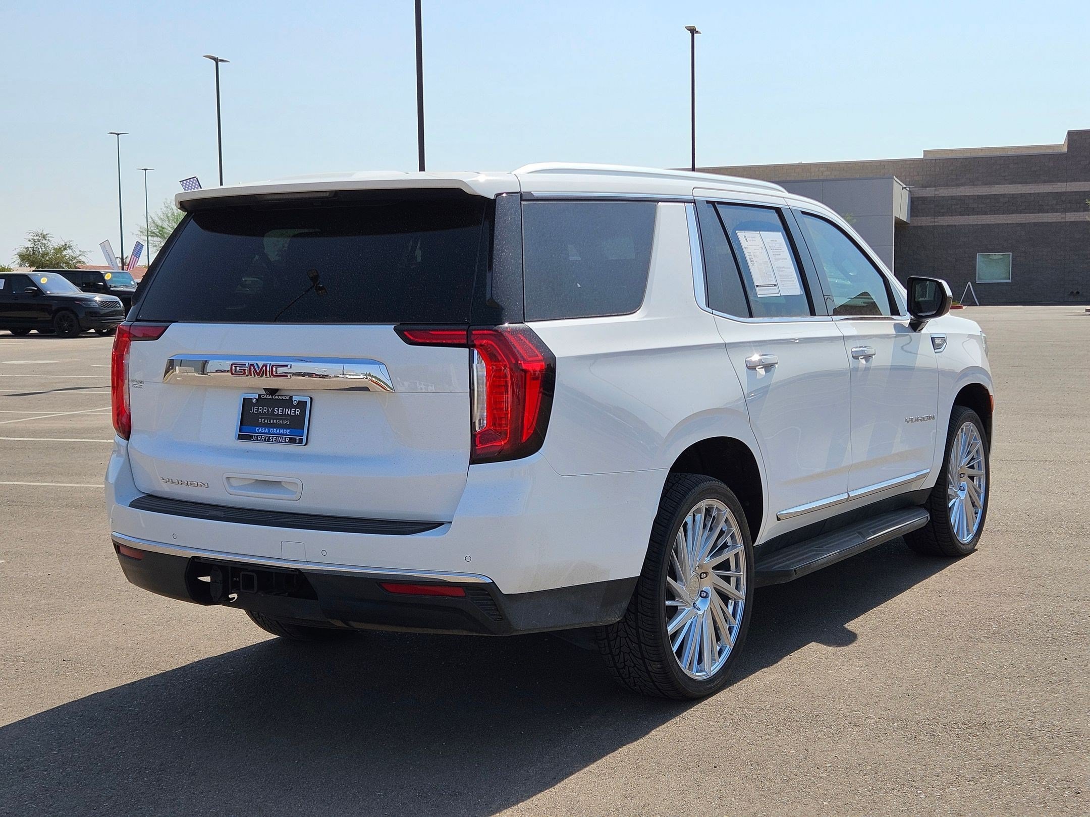 Used 2023 SUMMIT WHITE GMC SLT image 5