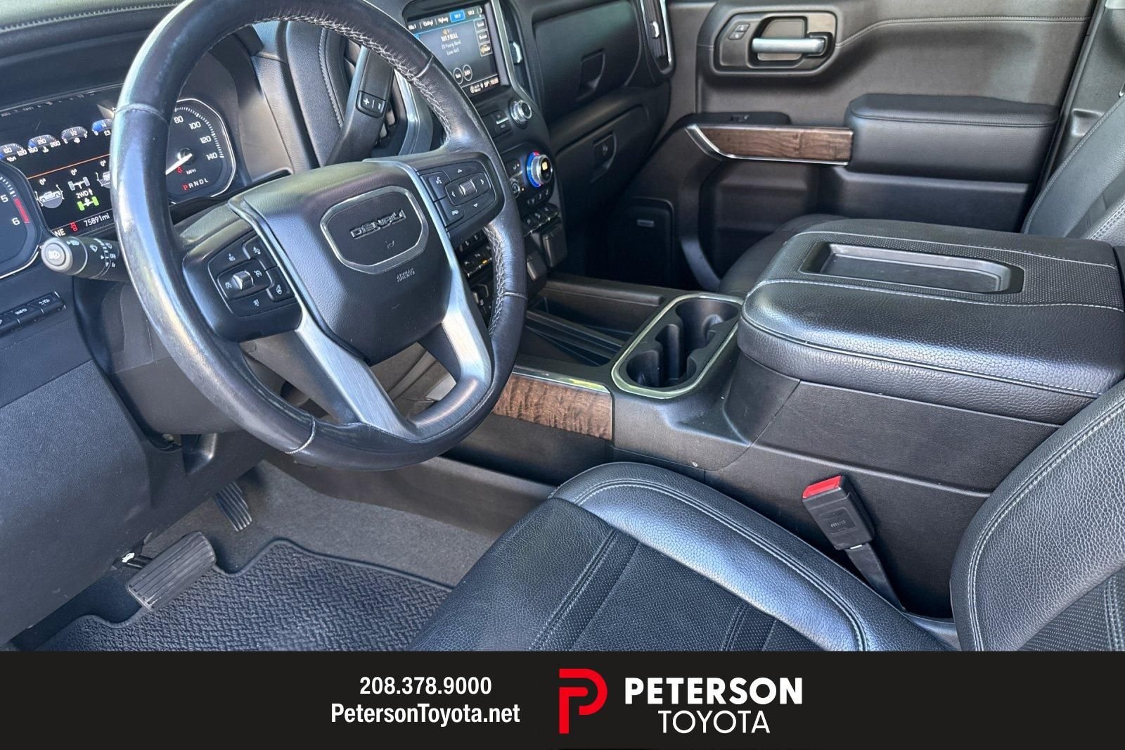 Used 2021 Blue GMC Denali image 9
