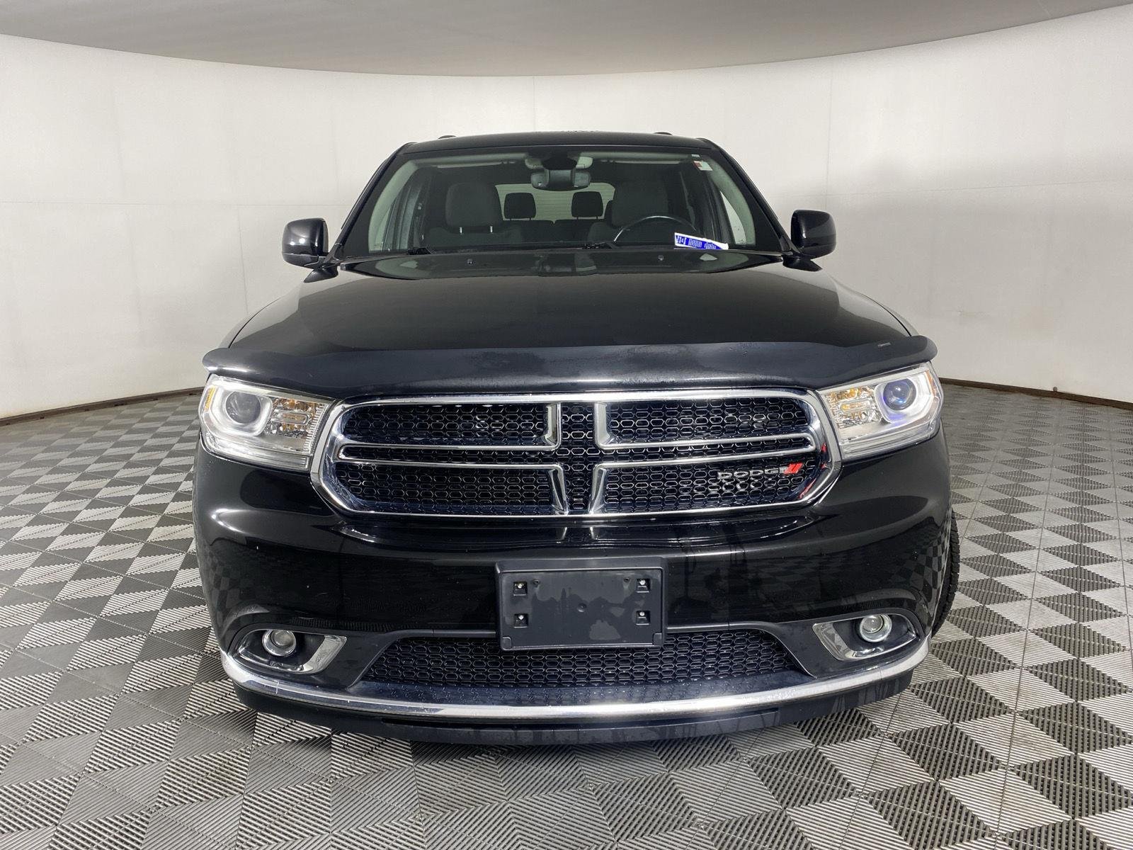 Used 2020 DB Black Clearcoat Dodge SXT Plus image 5