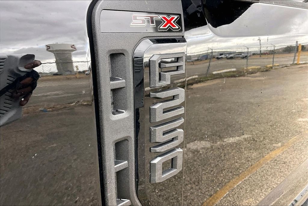 New 2026 Ford Super Duty F-250 XL 4D Crew Cab