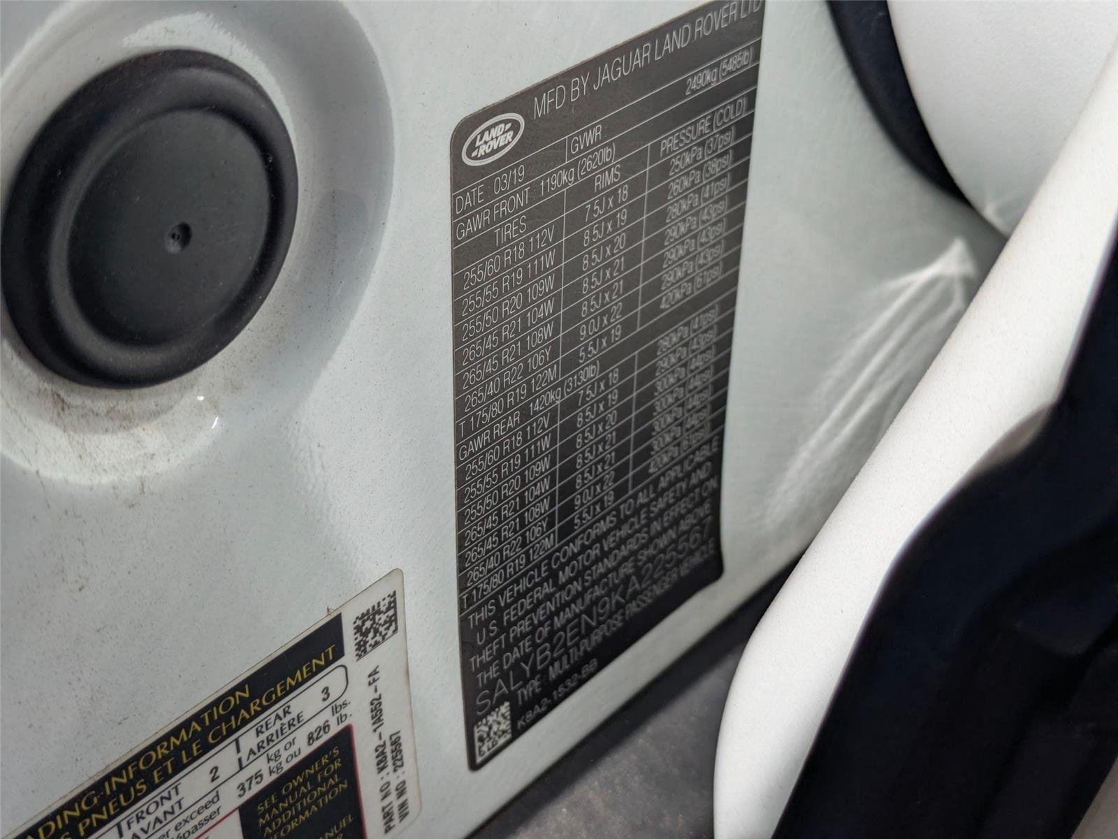 Used 2019 Fuji White Land Rover S image 11
