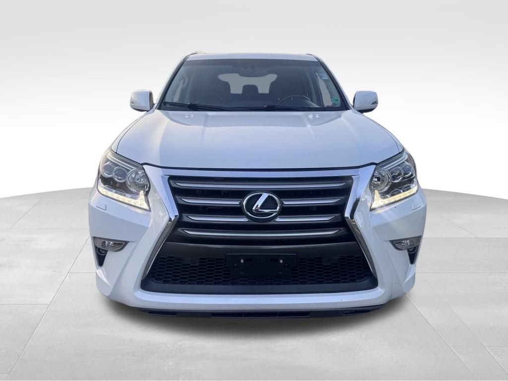 Used 2016  Lexus 460 image 5