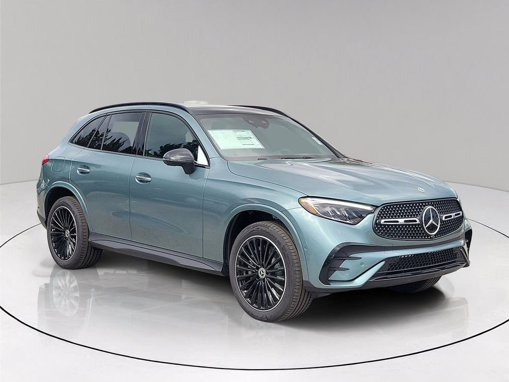 New 2027 Verde Silver Metallic Mercedes-Benz GLC 300 image 1