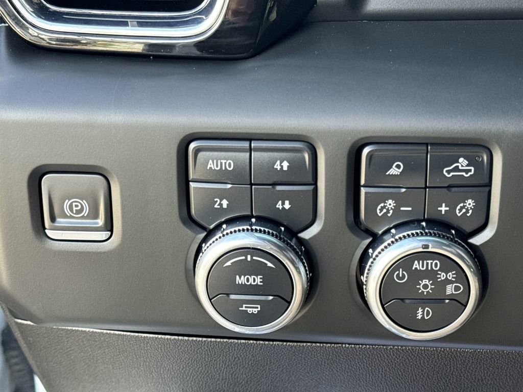 2024 GMC Sierra 3500HD Denali - Photo 22