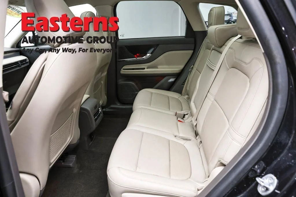 Used 2022 Black Lincoln Standard image 25