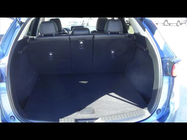 Used 2024 Eternal Blue Mica (45b) Mazda 2.5 S Select image 12