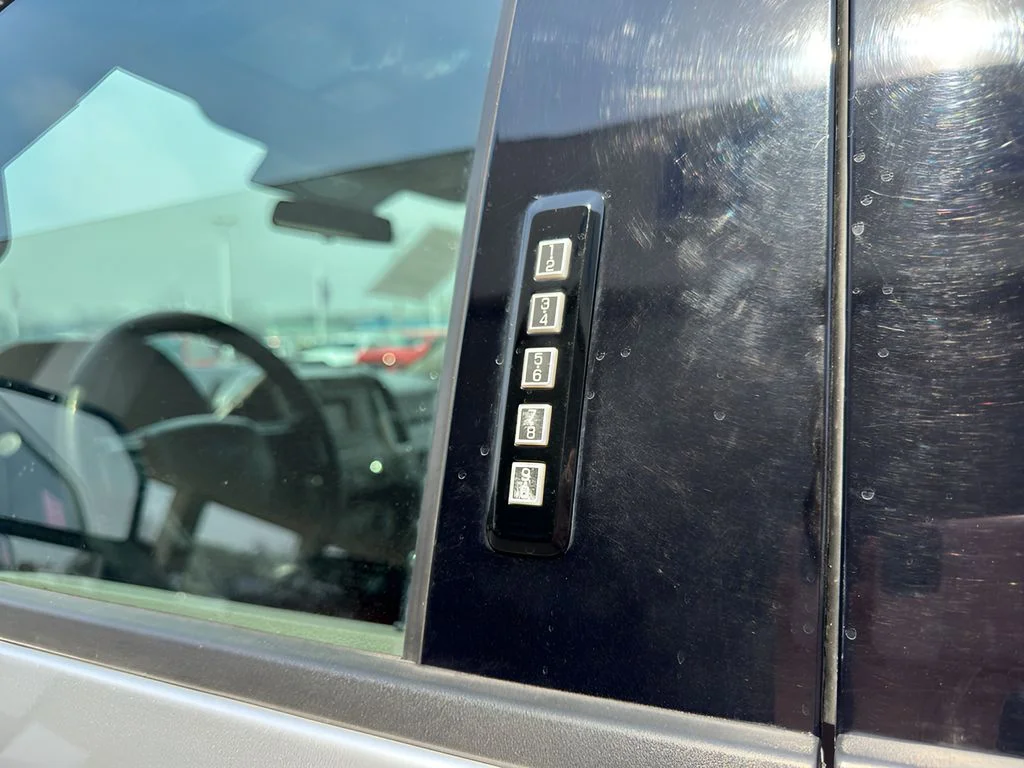 Used 2019 Oxford White Ford XLT image 15