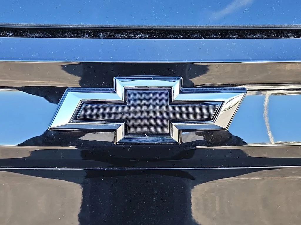 New 2025 Black Chevrolet Commercial image 22