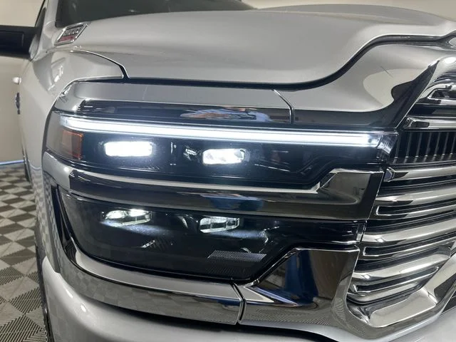New 2026 Silver-Zynith Exterior Paint RAM Laramie image 4