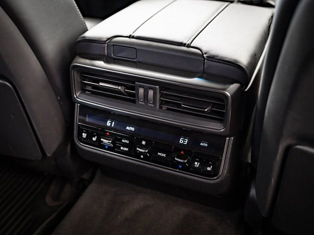 Used 2024 White Pearl Lexus 600 Premium image 37