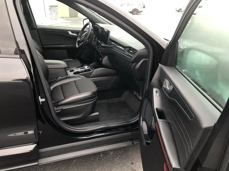 Used 2023 Black Ford ST-Line Select image 7