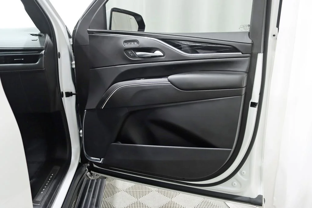 Used 2024 White Cadillac V-Series image 44