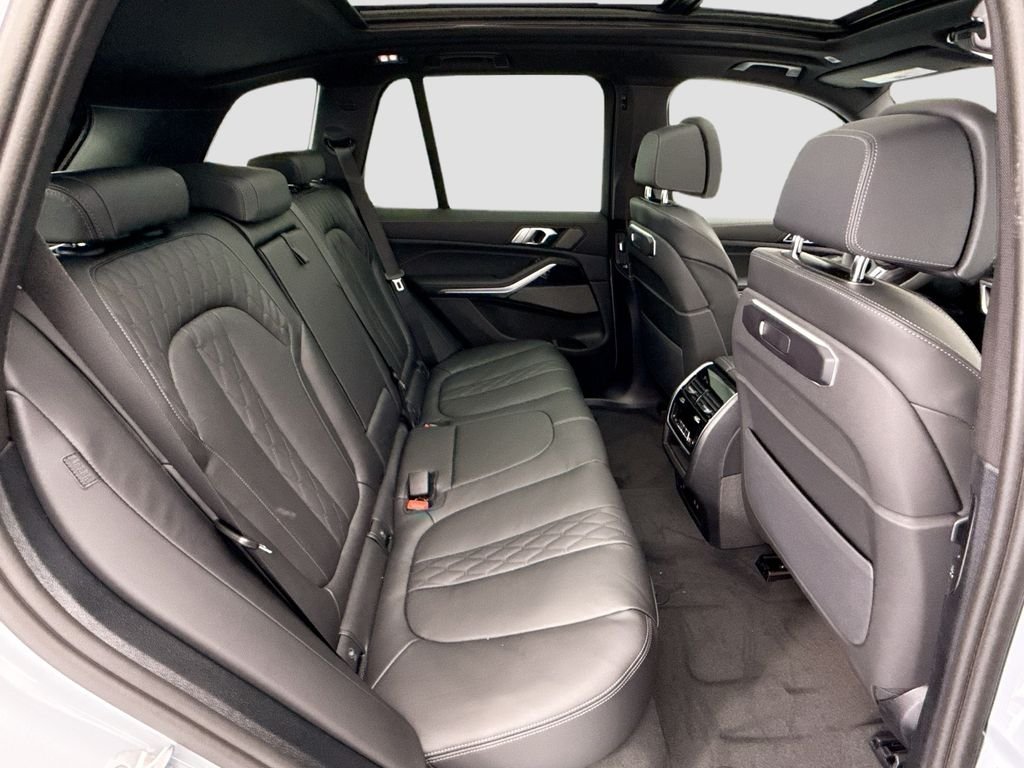 New 2026 Gray Metallic BMW M60i image 21