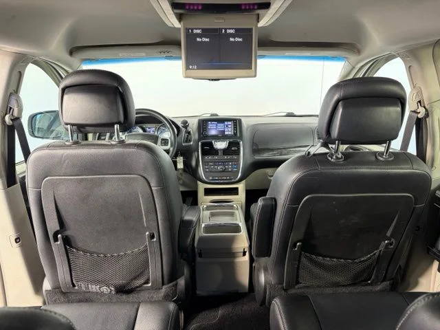 Used 2013 White Chrysler Touring image 48