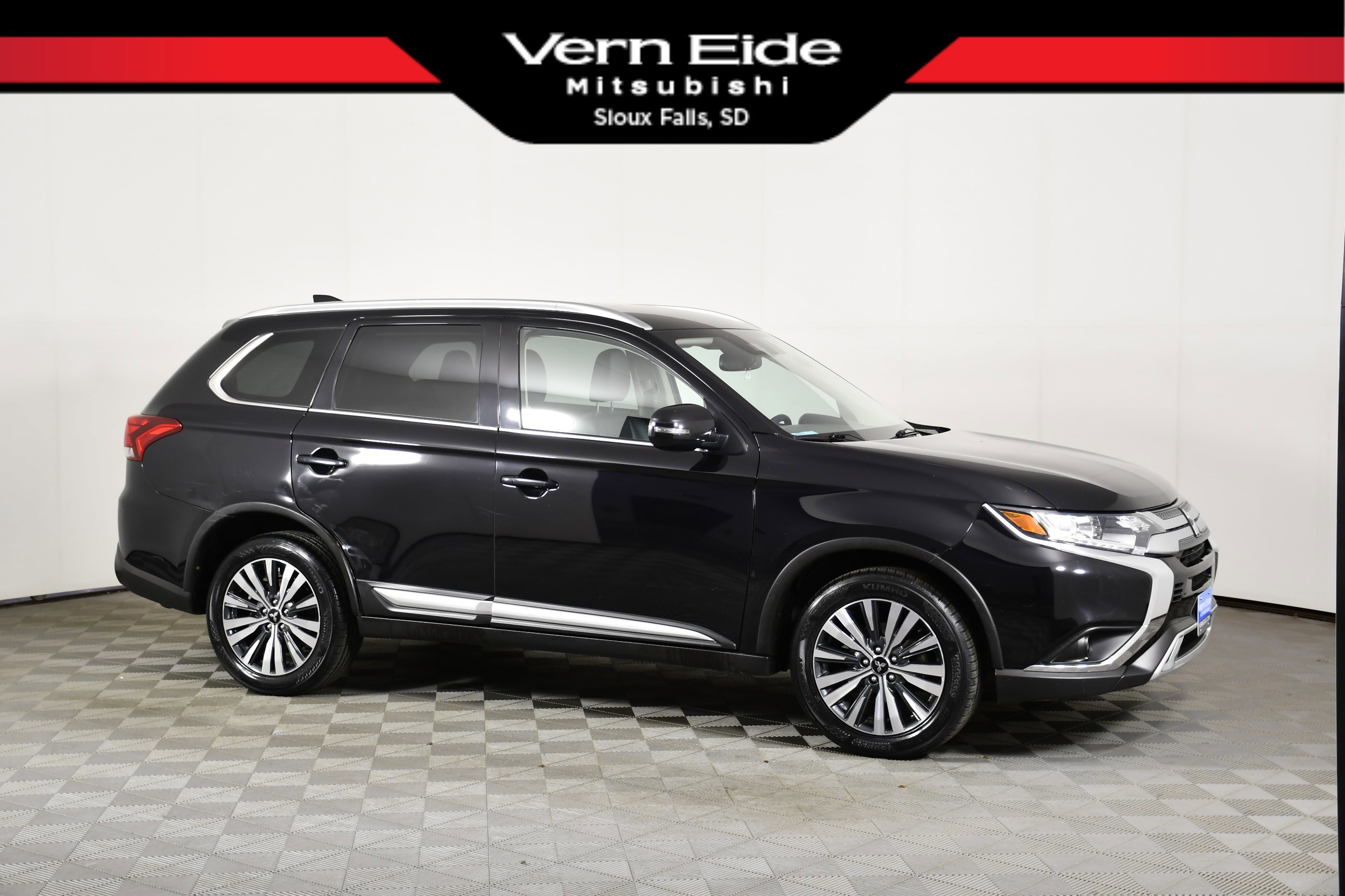2020 Mitsubishi Outlander SEL S-AWC's photo