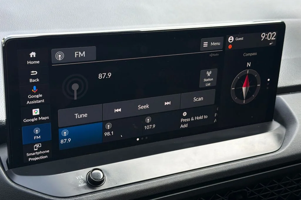 Used 2023 Platinum White Pearl Honda Touring image 19