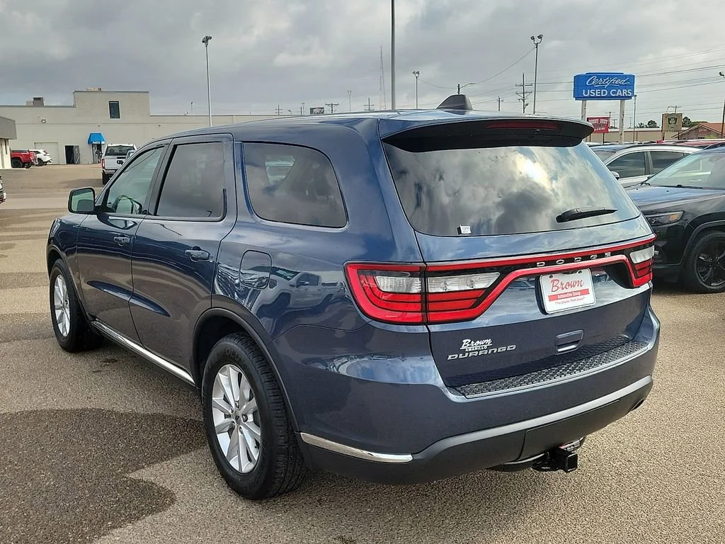 Used 2021  Dodge SXT image 7