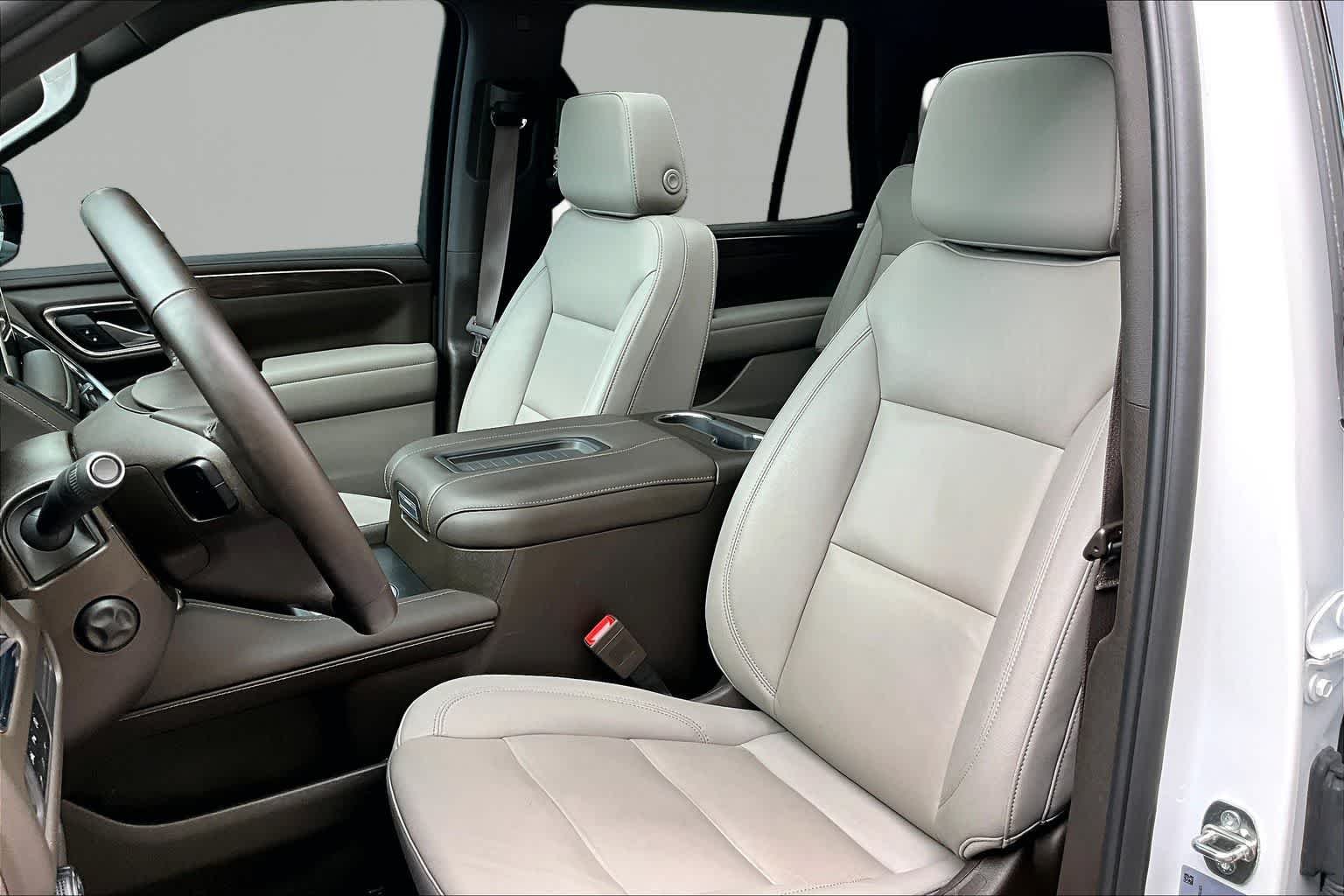 Used 2023 Summit White Chevrolet Z71 image 8