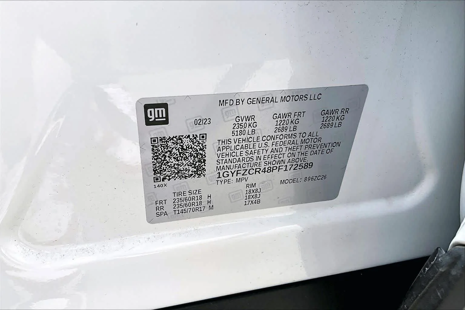 Used 2023 Crystal White Tricoat Cadillac FWD Premium Luxury image 35