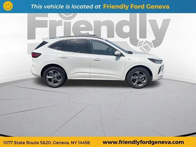 Used 2023 White Metallic Ford ST-Line Select image 4