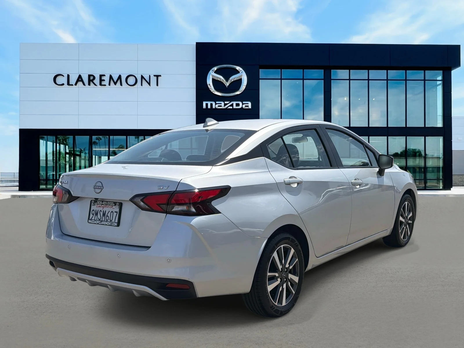 Used 2024 BRILLIANT SILVE Nissan SV CVT image 5