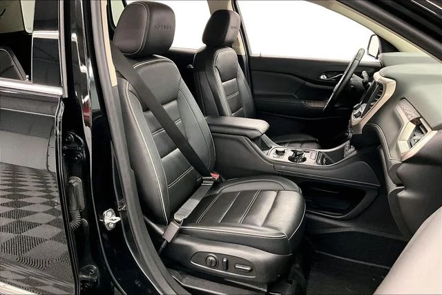Used 2023 Ebony Twilight Metallic GMC Denali image 8