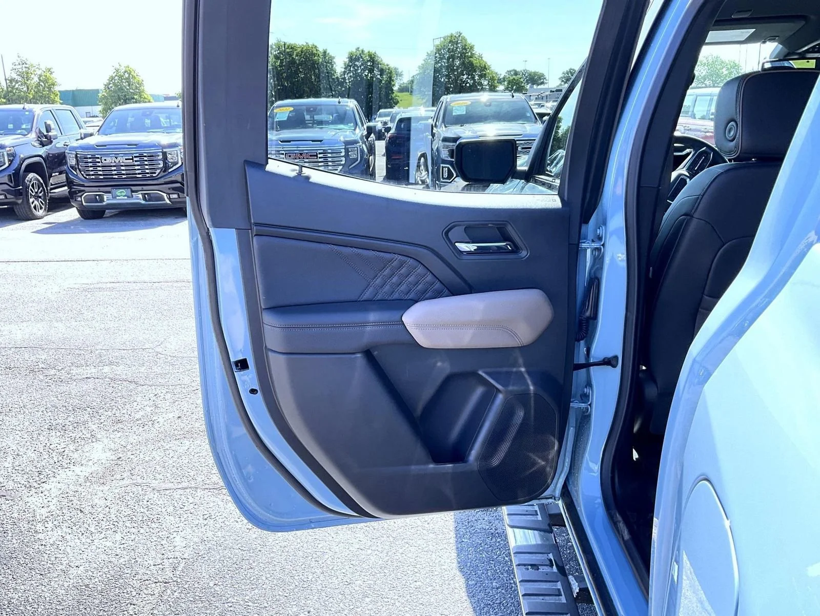 New 2026 Glacier Metallic GMC Denali image 20