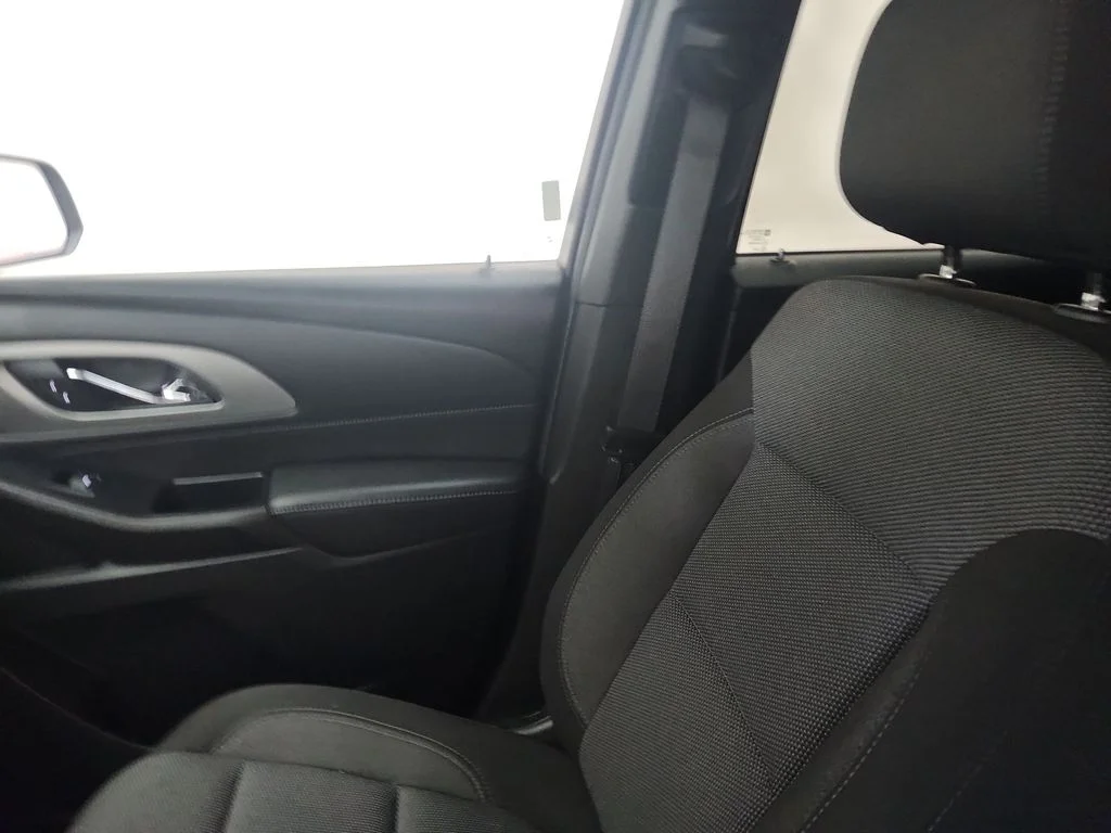 Used 2023 Gray Chevrolet LT image 11