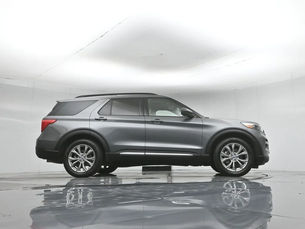Certified Used 2023 Gray Ford XLT image 53