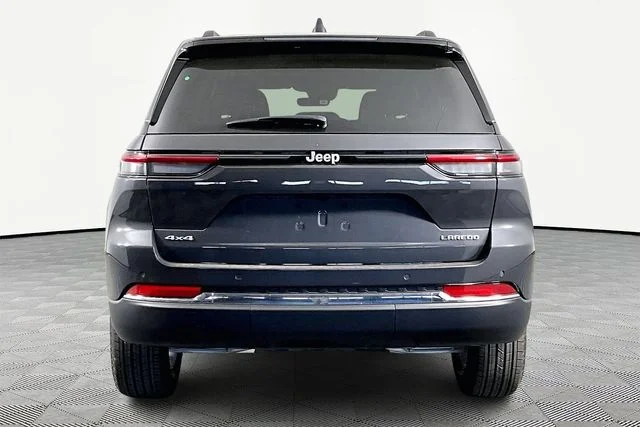 New 2026 Gray Jeep Laredo X image 5