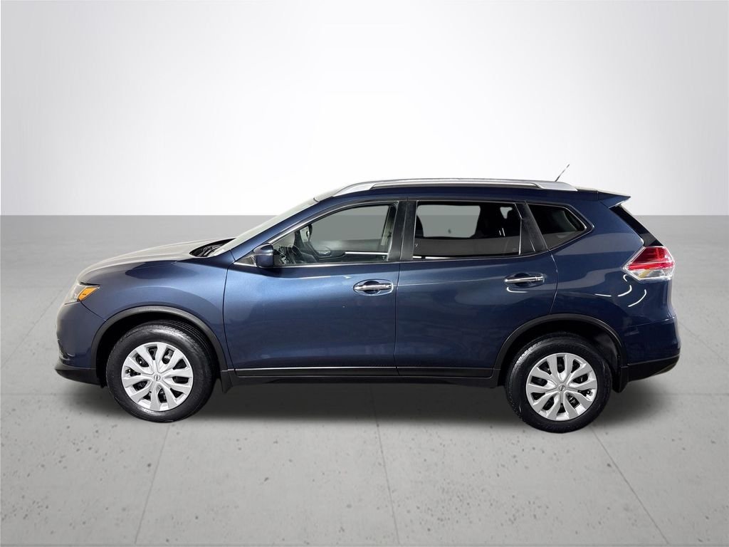 Used 2016 Blue Nissan S image 9