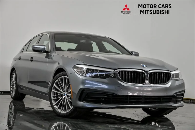 2019 BMW 5 Series 540i xDrive Sedan's photo