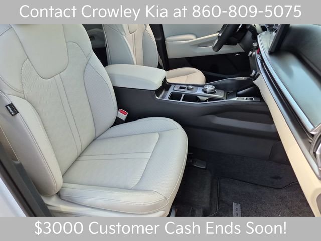 New 2026 Snow White Pearl Kia EX image 28