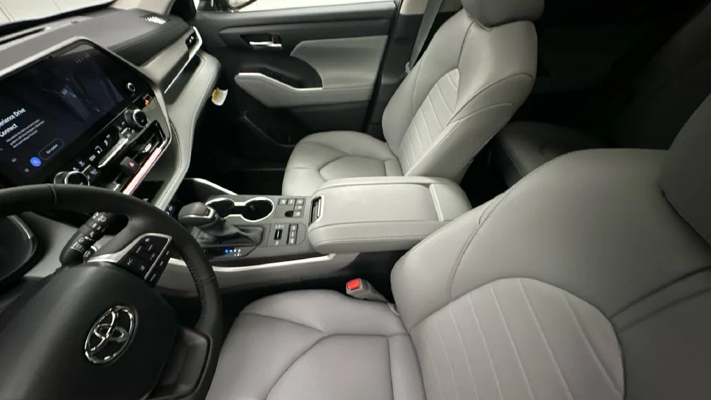 Used 2024 Black Toyota XLE image 15