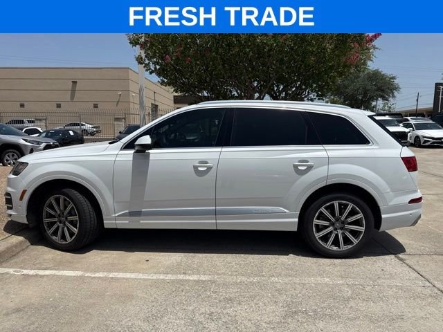 Used 2019  Audi 55 Prestige image 1