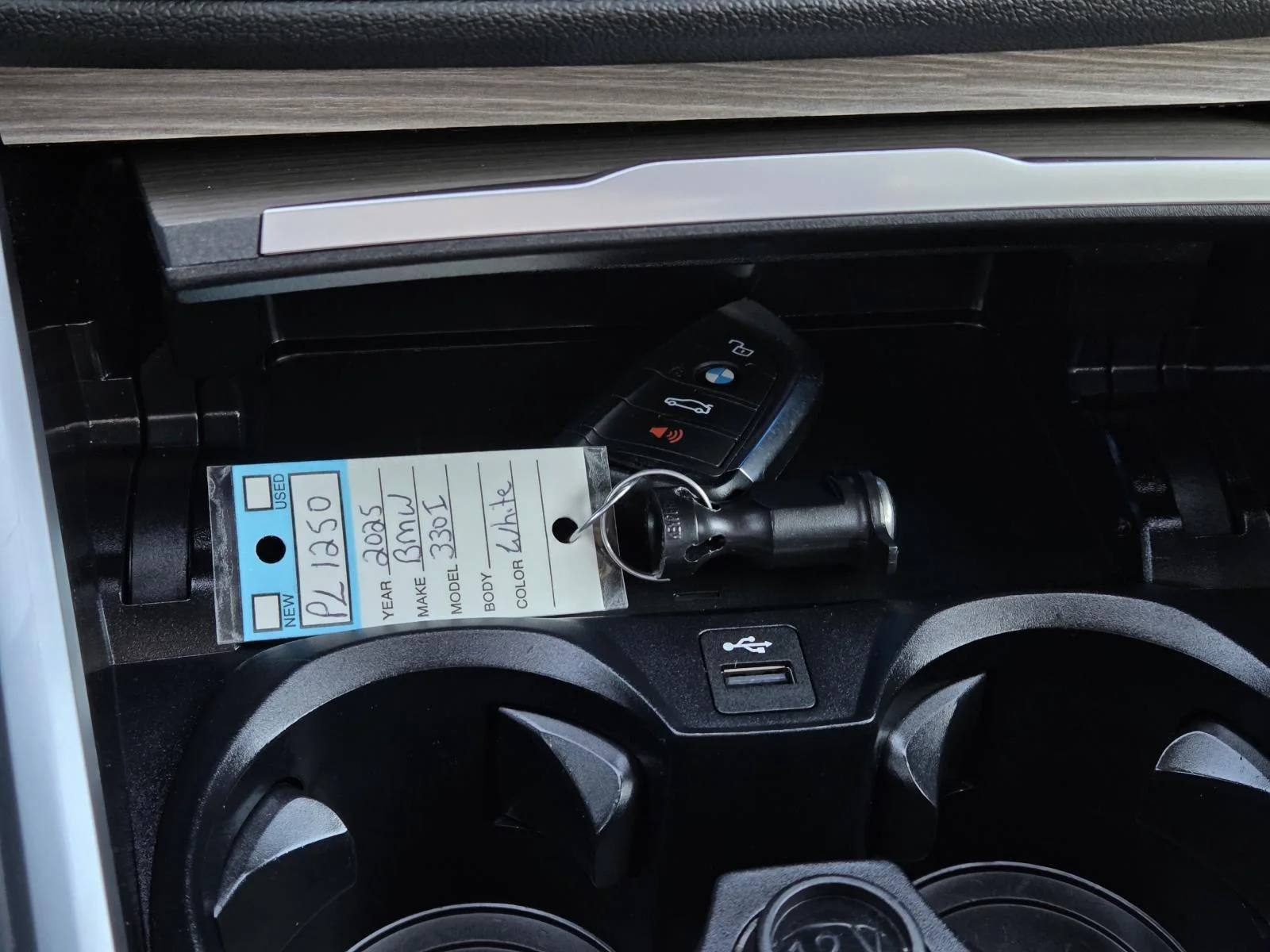 Used 2025 BLACK BMW 330i image 40