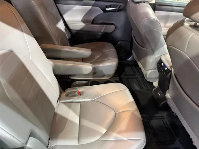 Used 2021 Celestial Silver Metallic Toyota XLE image 4
