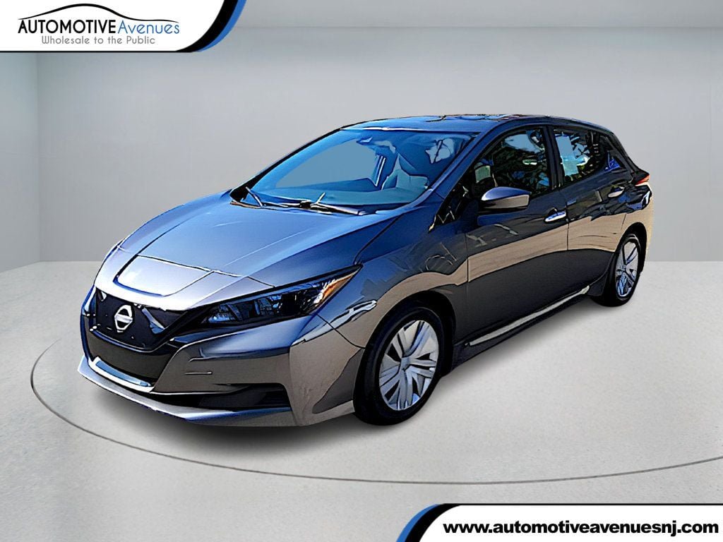2024 Nissan LEAF S