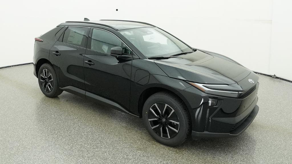 New 2026 Midnight Black Metallic Toyota XLE image 6