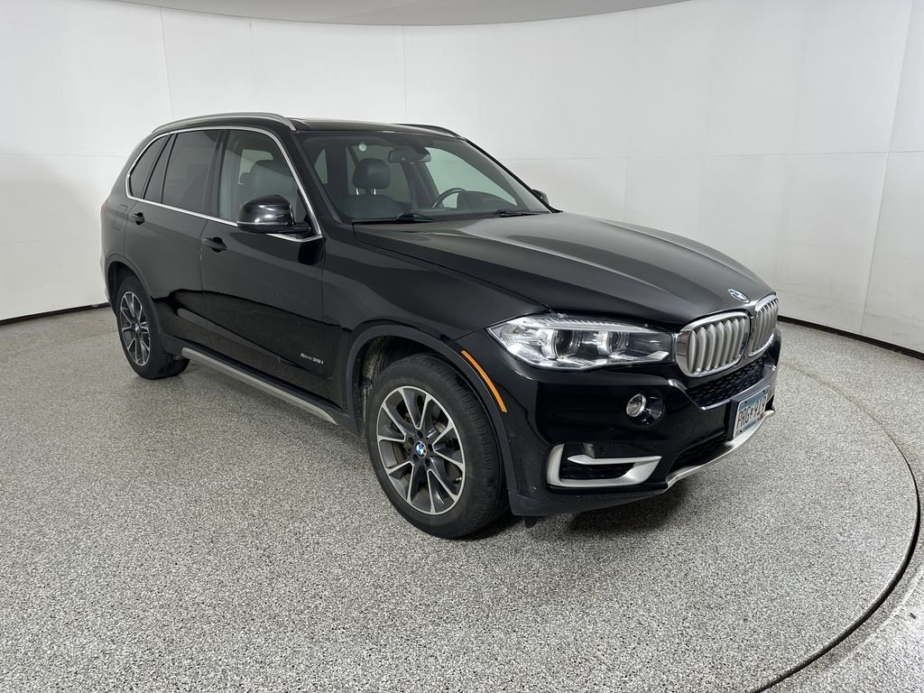 Used 2018 Black BMW xDrive35i image 4