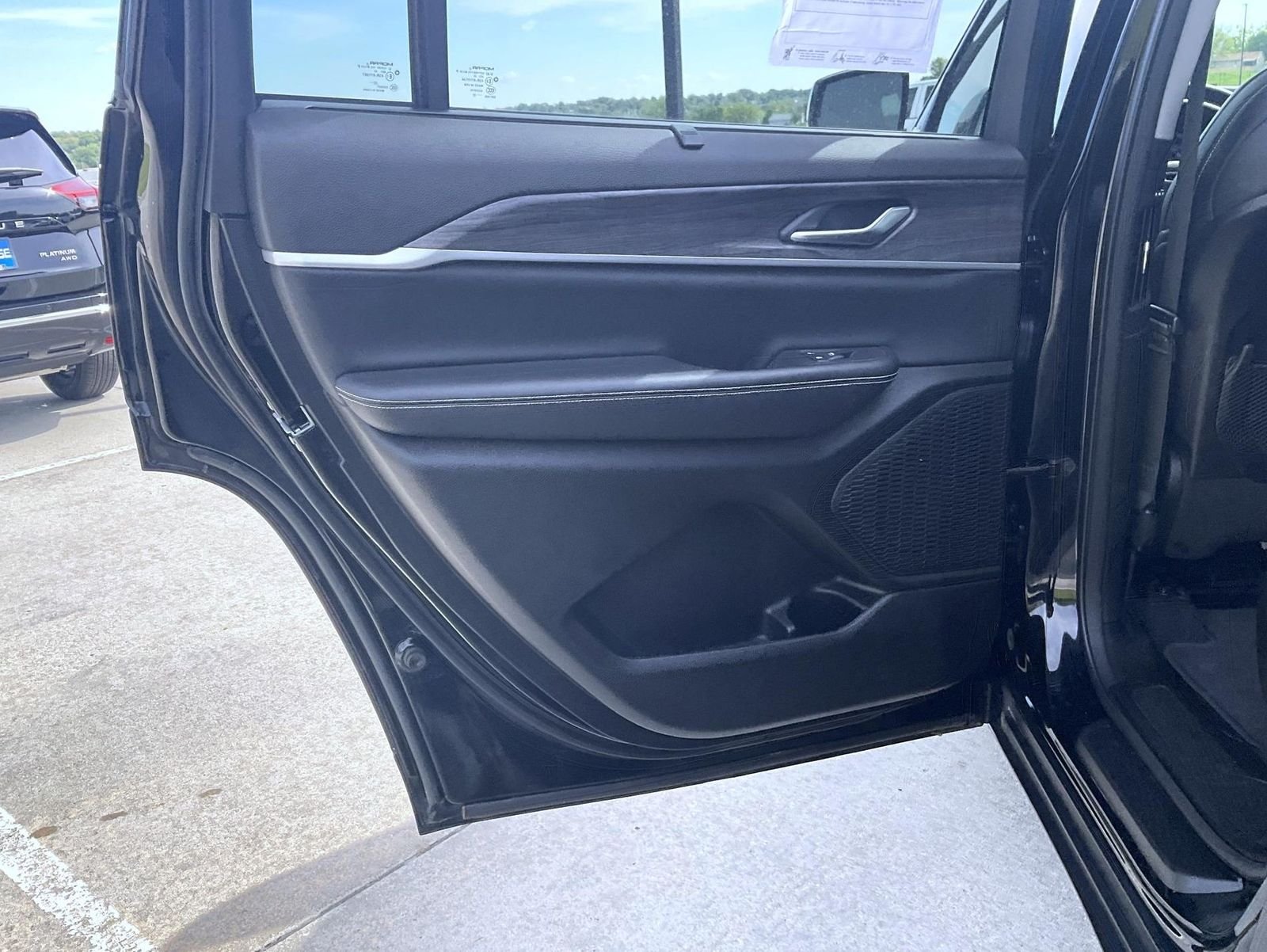 Used 2023 Black Jeep Limited image 18