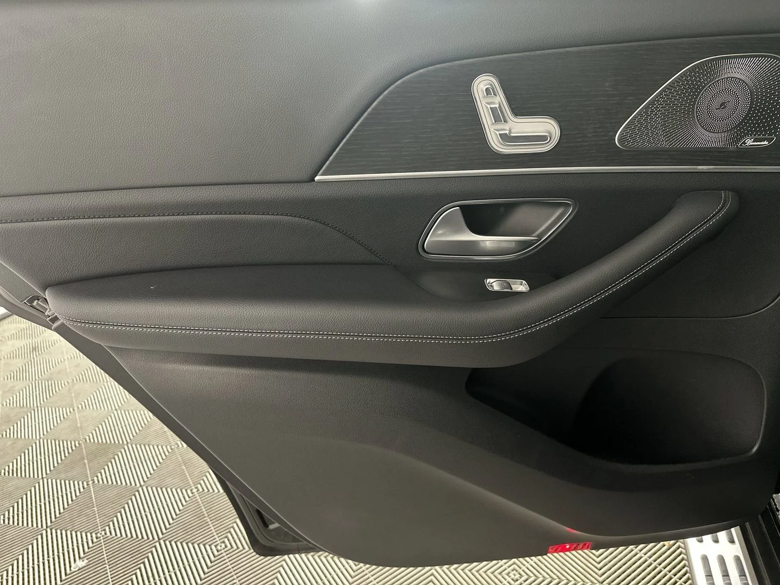2024 Mercedes-Benz GLS Base - Photo 30