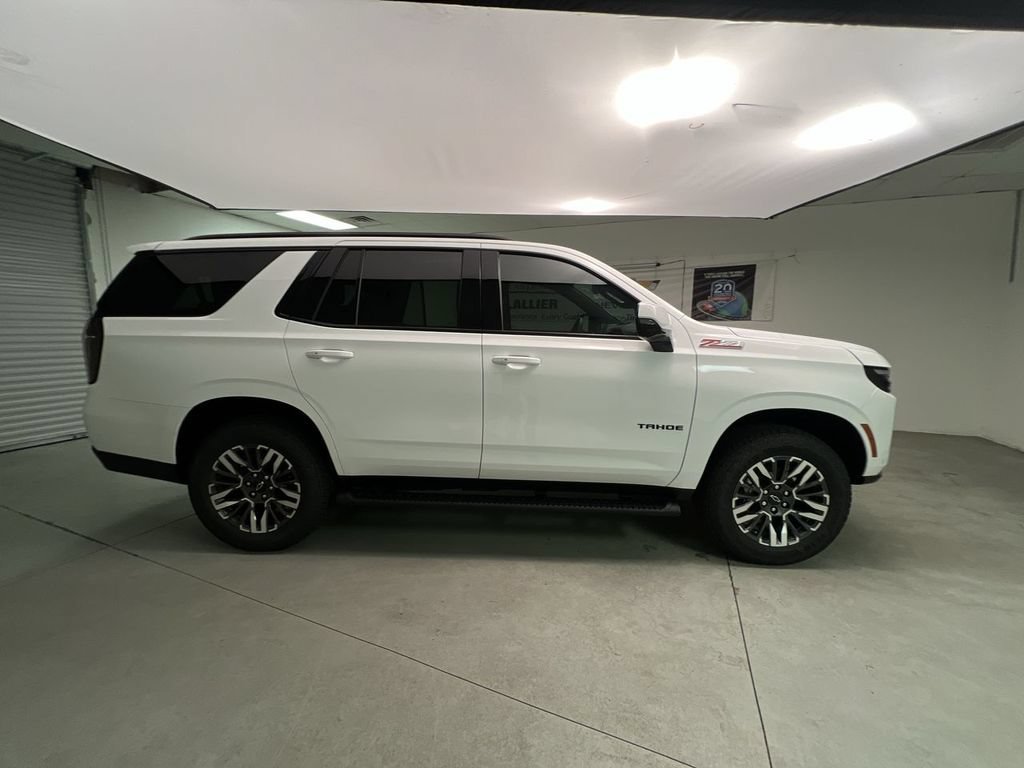 New 2026 Summit White Chevrolet Z71 image 9