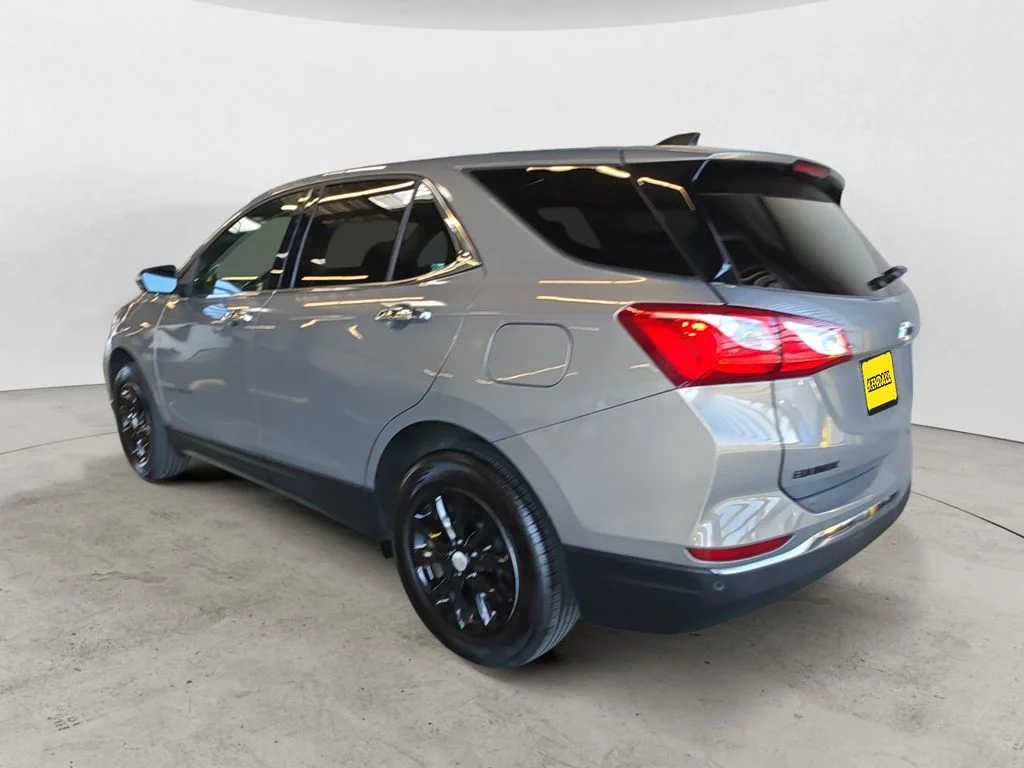 Used 2018 Gray Chevrolet LT image 7