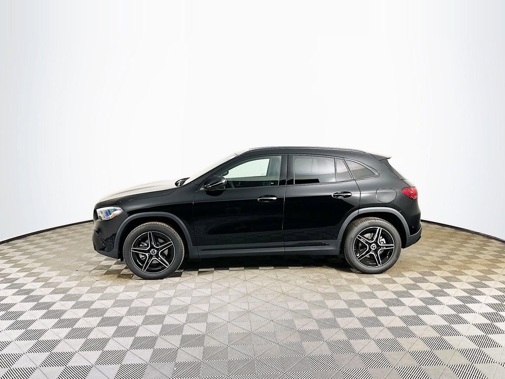 New 2026 Night Black Mercedes-Benz GLA 250 image 34