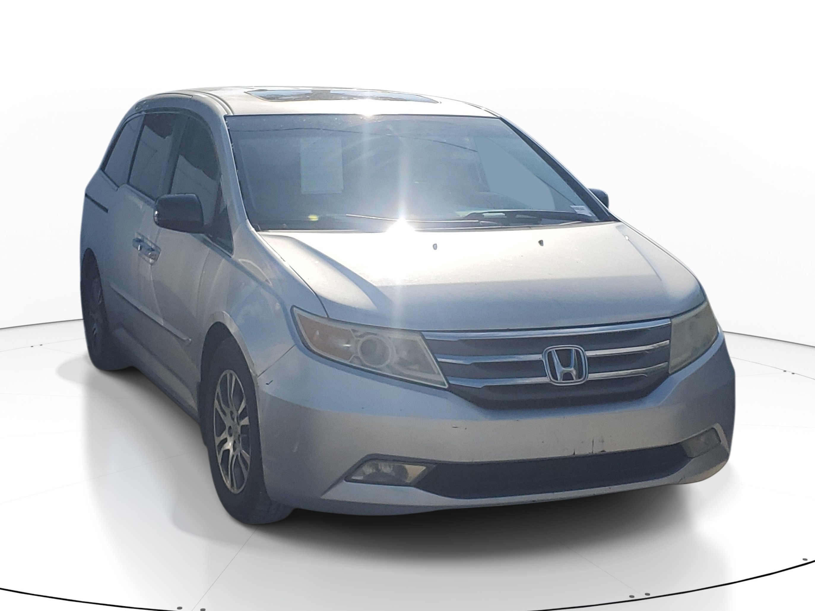 Used 2011 Silver Honda EX-L image 1