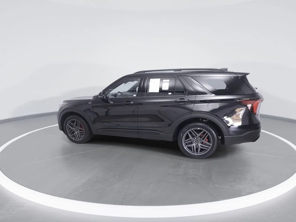 Used 2025 Black Ford ST-Line image 6