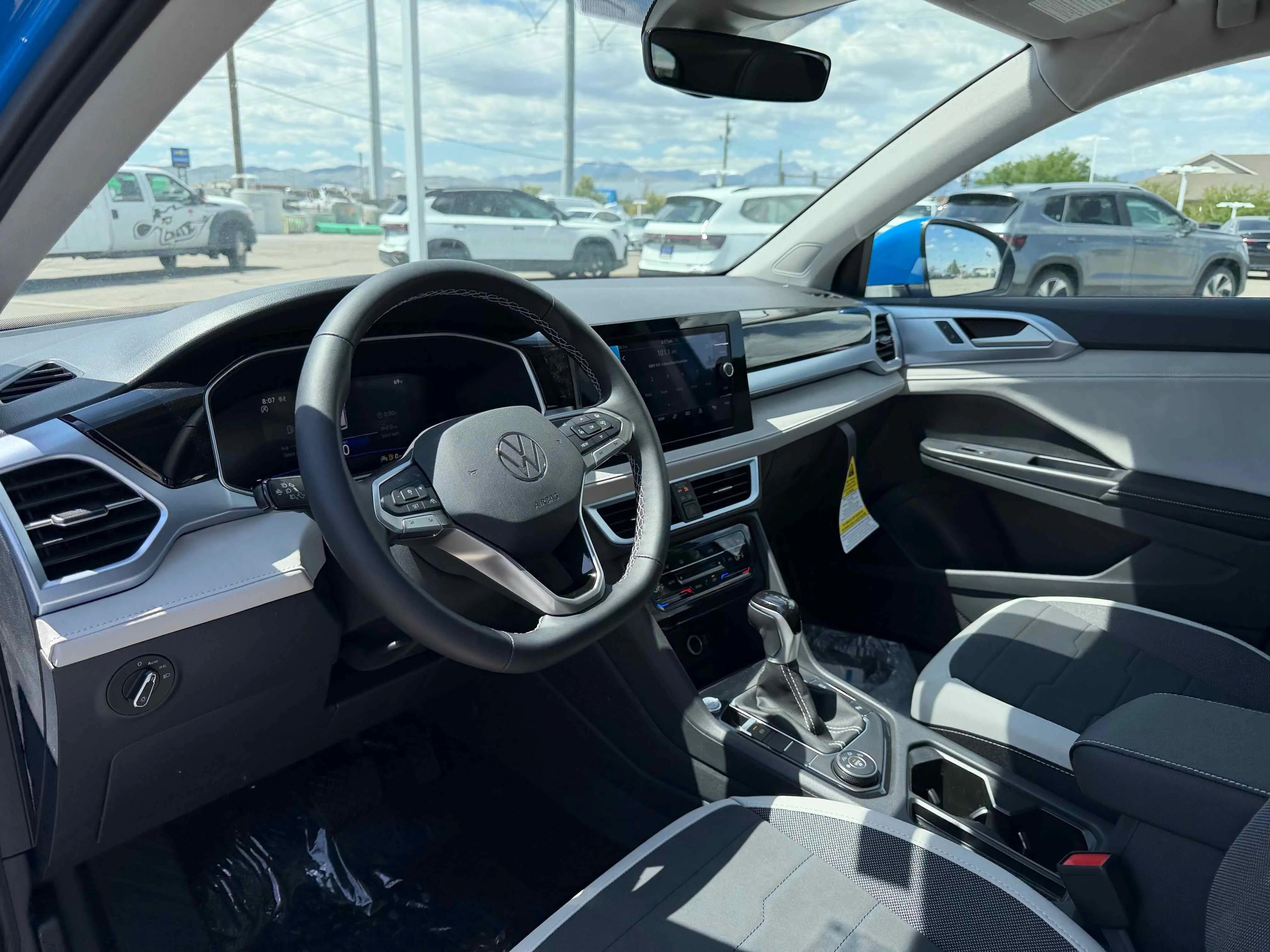 New 2026 Blue Volkswagen SE image 3