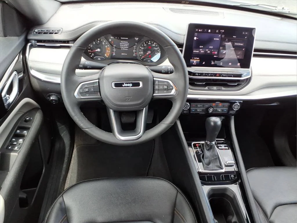 Used 2024 White Jeep Limited image 13